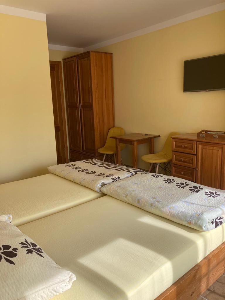 Apartamento Pod Delfinem Rewal Exterior foto